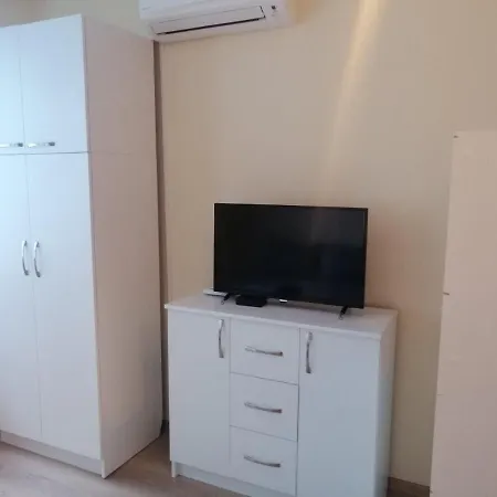 Tiara 152 Apartment *