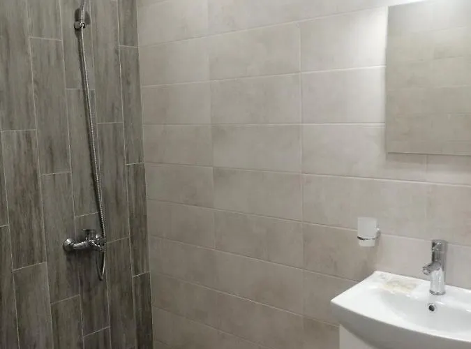 Tiara 152 סופיה