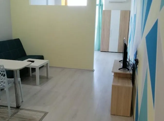 Tiara 152 דירה *