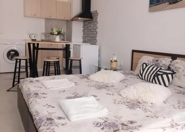 דירה Tiara 152 *