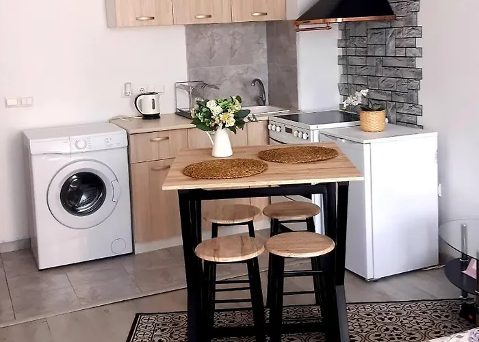 Tiara 152 アパート ソフィア